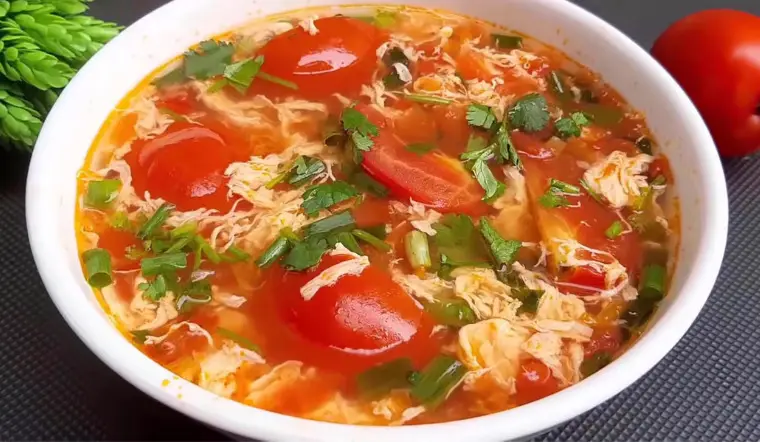 Nguyên liệu tươi ngon canh cà chua trứng