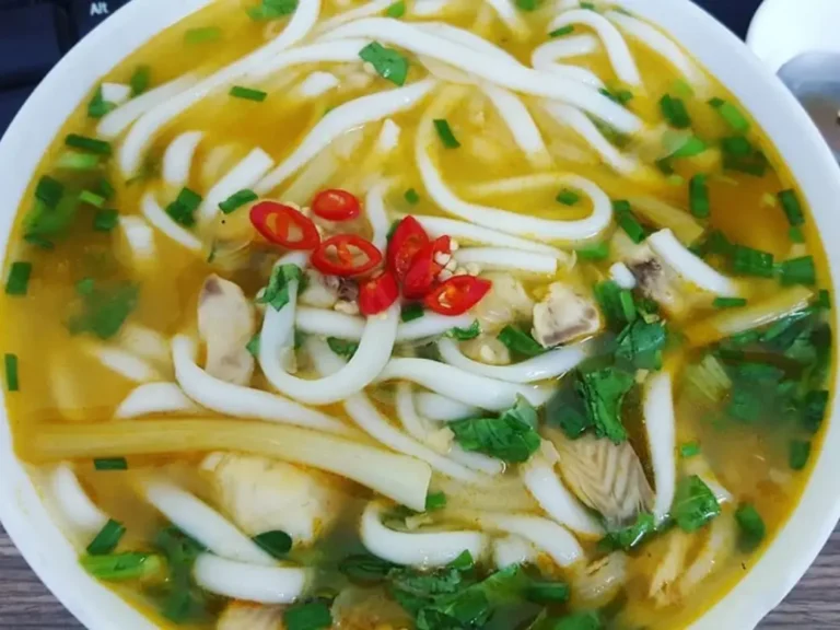 Tô Bánh Canh Cá Lóc Nóng Hổi