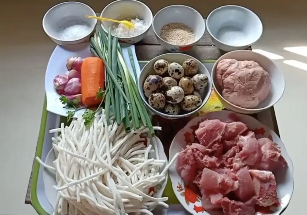 Nguyên liệu bánh canh: Sẵn sàng vào bếp