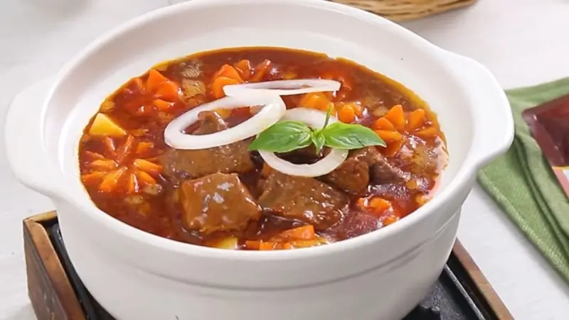 Bò Sốt Vang Tuyệt Ngon, Sẵn Sàng.