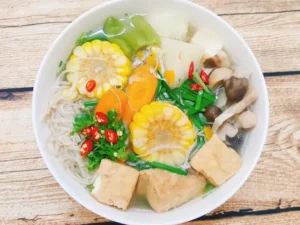Rau củ tươi ngon làm món nui chay