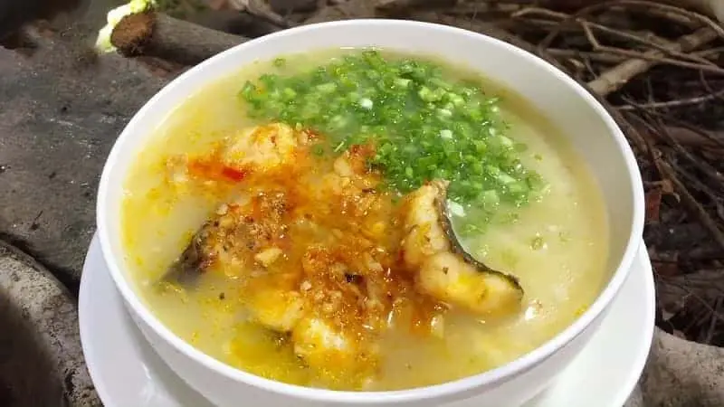 Nguyên liệu tươi ngon Bánh canh cá lóc Huế