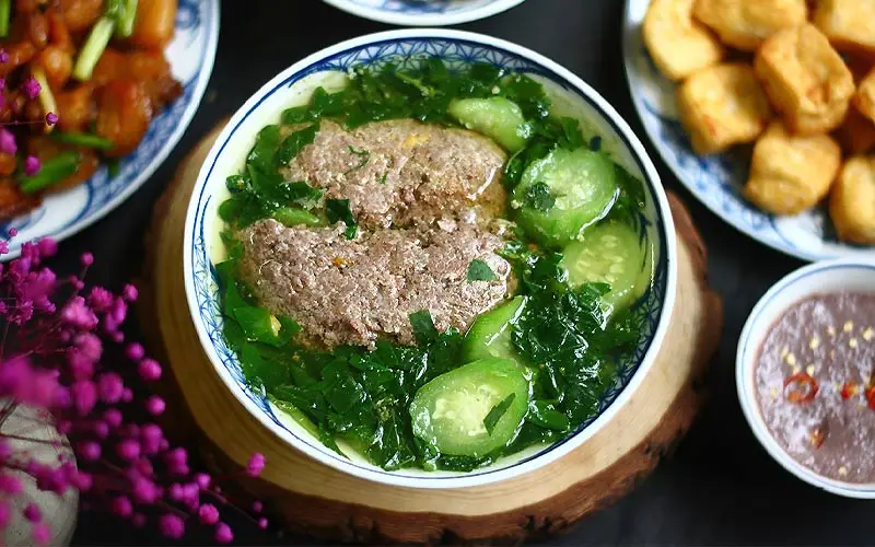 Canh cua rau đay mồng tơi