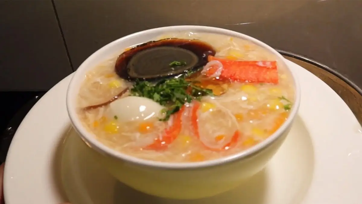 Canh súp nóng hổi thơm ngon