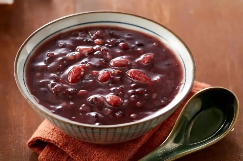Chè đậu đỏ: Nguồn dinh dưỡng tuyệt vời.