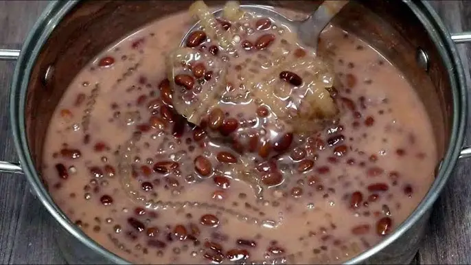 Chè đậu đỏ bột báng hấp dẫn