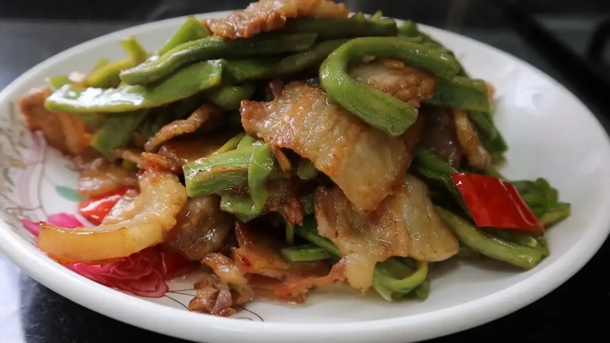 Món Rau Tiến Vua Xào Thịt Ba Chỉ Ngon