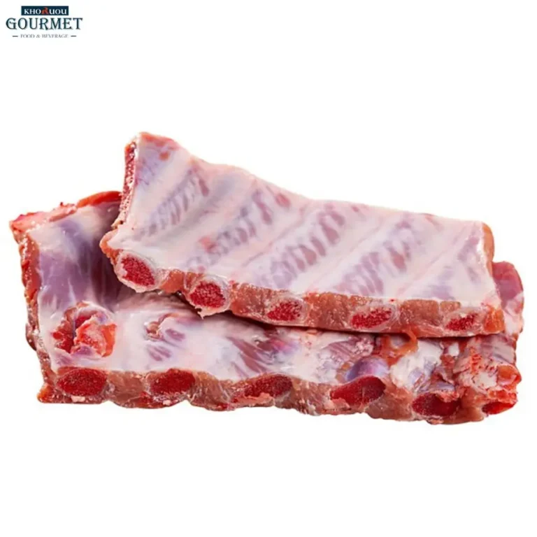 Sườn xương heo sạch sẽ tươi ngon.