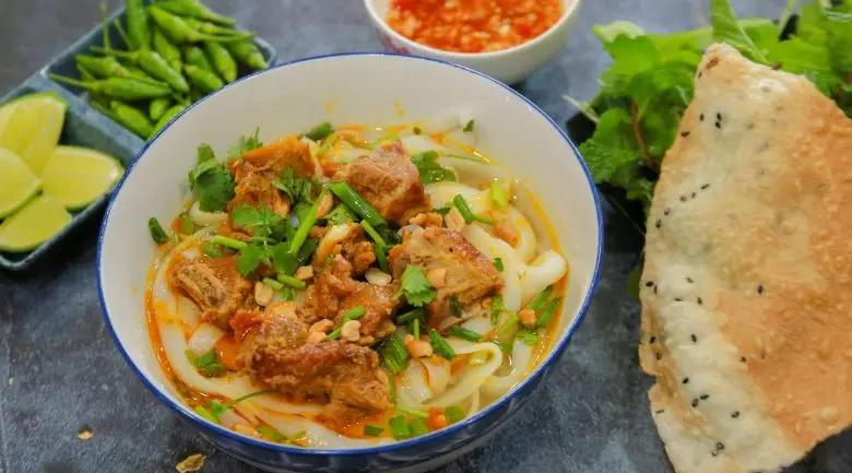 Tô Mì Quảng Sườn Thơm Ngon