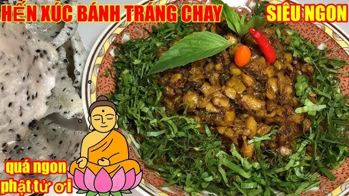 Hến xúc bánh đa thơm ngon giòn rụm