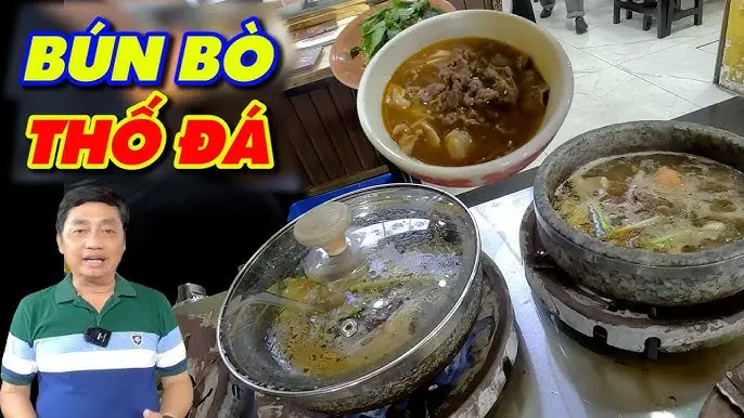 Hủ tiếu dê thố nóng hổi