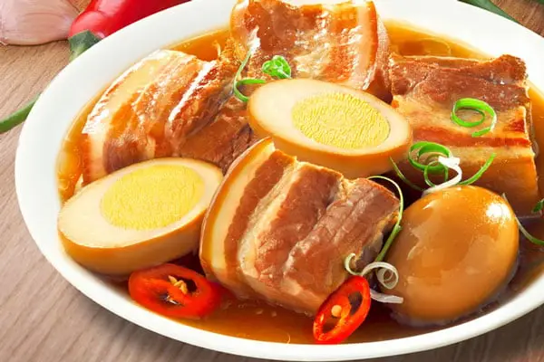 Thịt Kho Tàu Truyền Thống