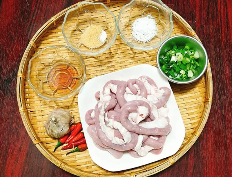 Các món ngon từ lòng non heo - Biến Tấu Món Ăn Sáng Tạo Từ Lòng Non