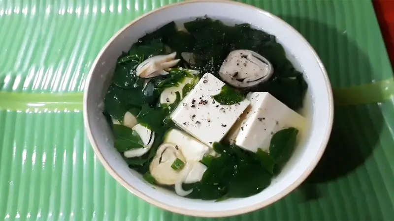 Các biến tấu canh bồ ngót hấp dẫn