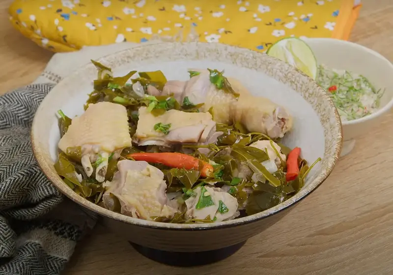 Canh gà lá giang - Nguyên liệu và cách chọn tươi ngon