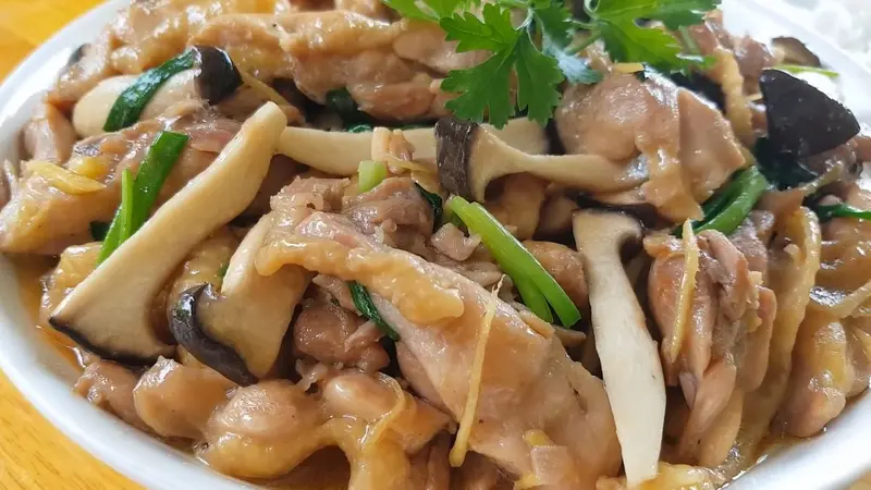 Gà Xào Nấm - Hình ảnh đẹp, chi tiết và thực tế