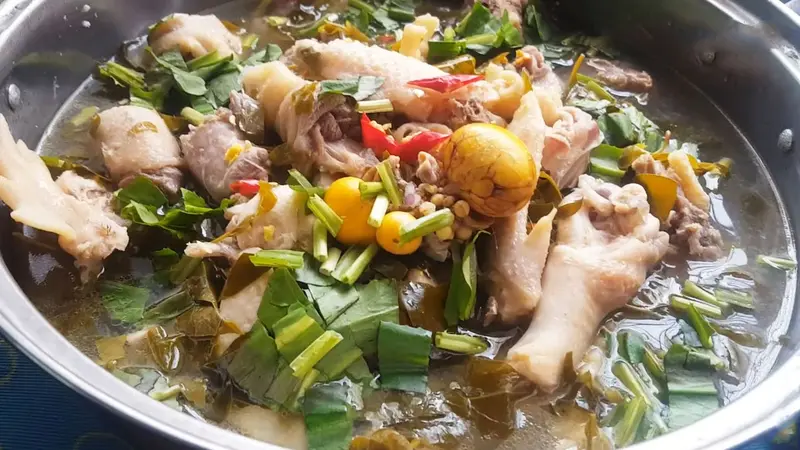 Lẩu gà lá giang - Cách chọn nguyên liệu tươi ngon