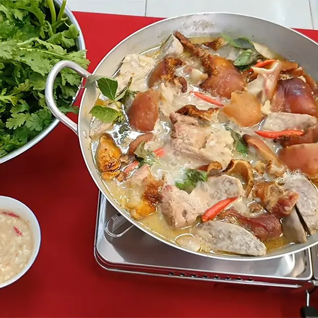 Món ngon từ thịt heo quay - Món xào và lẩu từ heo quay
