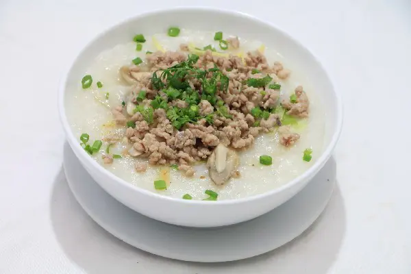 Nấu cháo thịt bằm - 3. Các Biến Tấu Cháo Thịt Bằm Hấp Dẫn