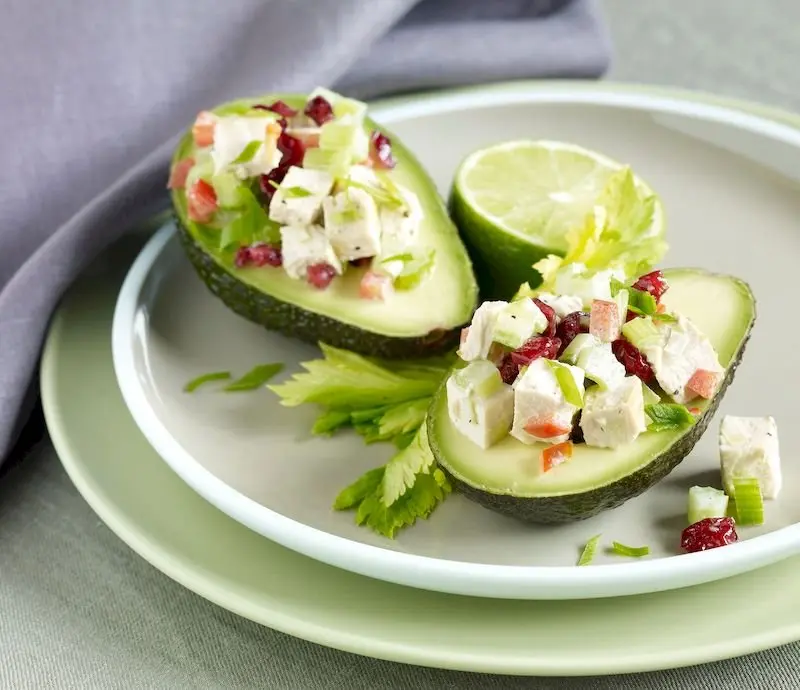 Lợi ích sức khỏe của salad bơ