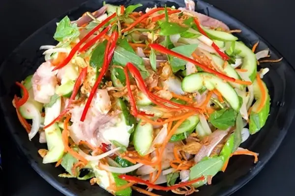 Tai heo làm món gì ngon - Cách kết hợp nguyên liệu với tai heo