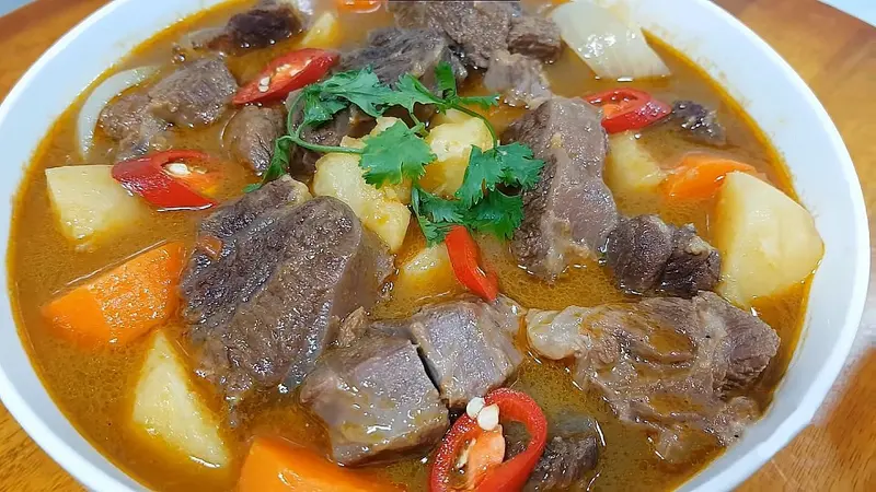 Thịt Bò Nấu Khoai Tây - Hình ảnh đẹp, chi tiết và thực tế