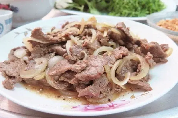 Hướng dẫn cách làm thịt bò xào hành tây